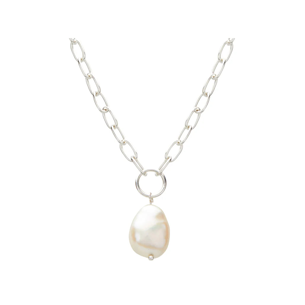 Aphrodite Goddess Pearl Necklace