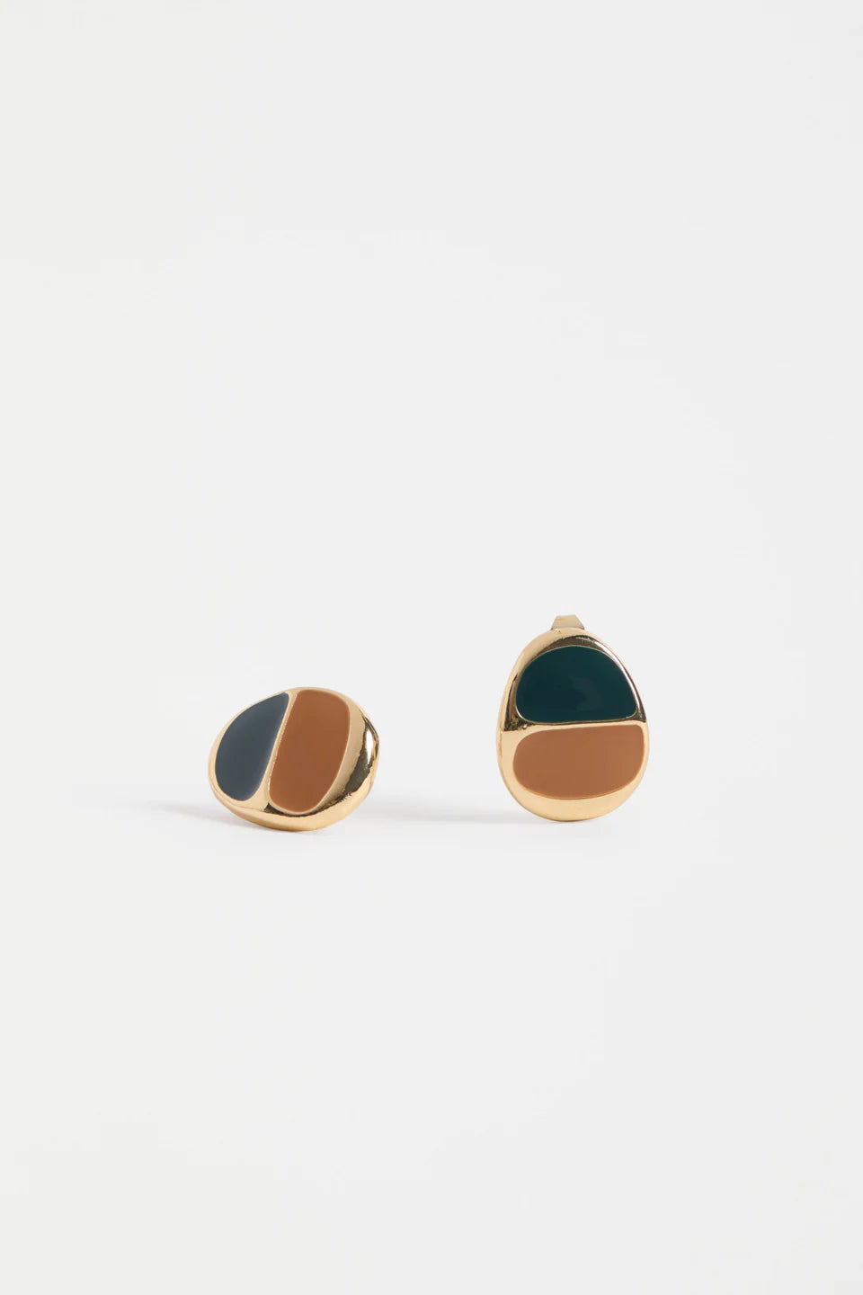 Ter Small Stud Earring