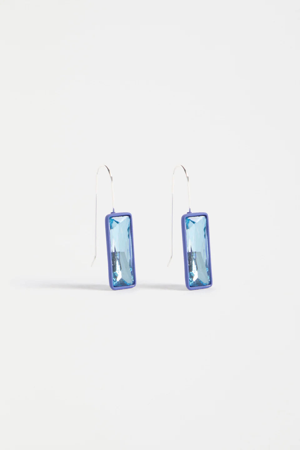 Jule Small Hook Earring