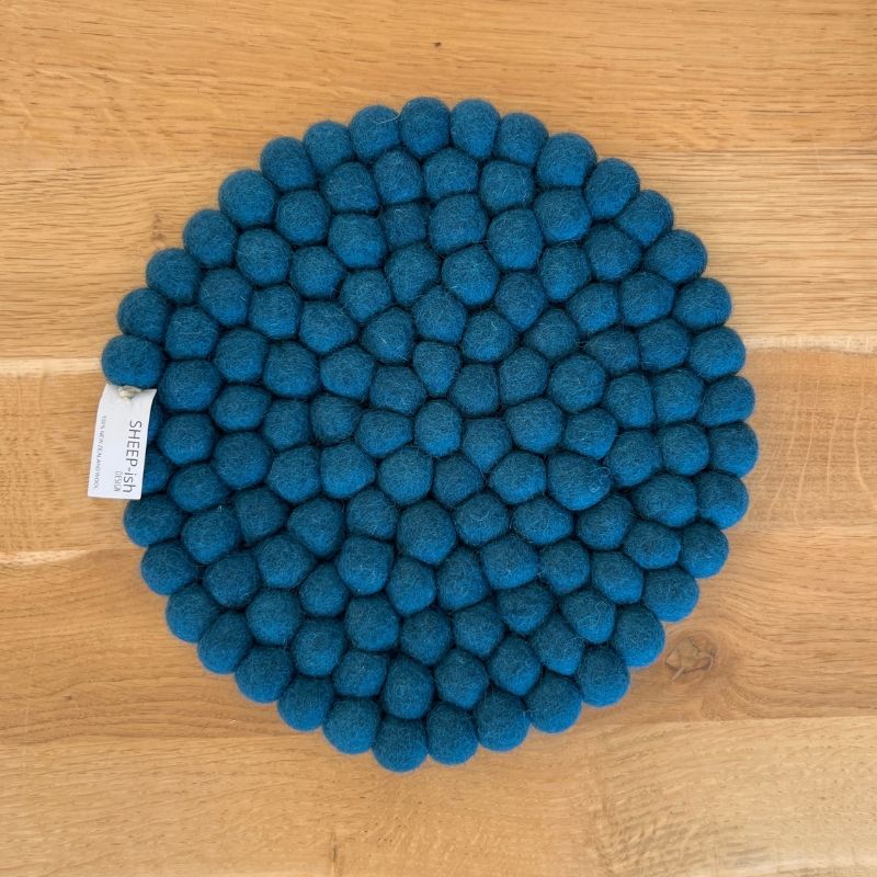 Felt Ball Pot Stand