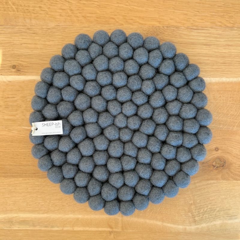 Felt Ball Pot Stand