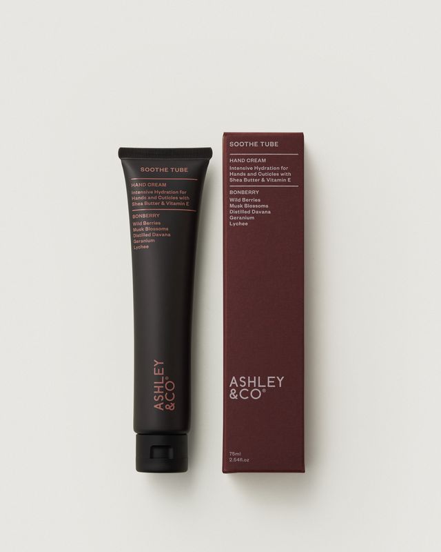 Ashley & Co Soothe Tube hand cream 75ml, Bonberry scent