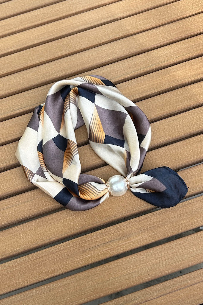 Pearl Fasten Neck Tie |  Cityscape