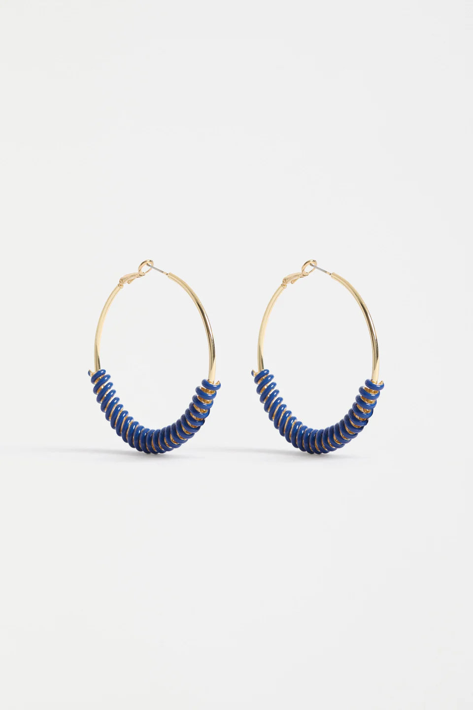 Vrid Hoop Earring