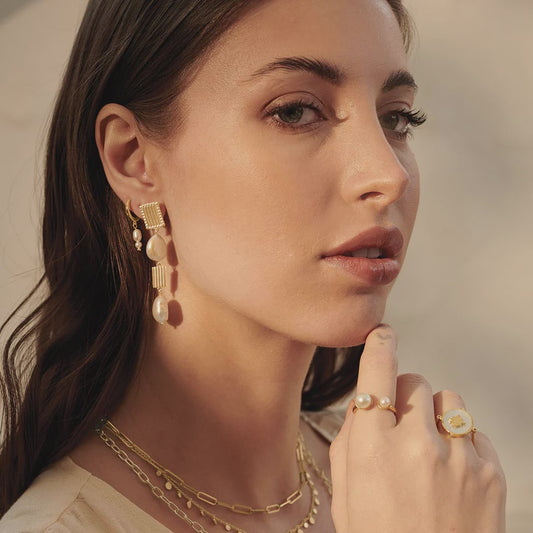 Murkani | Aphrodite Goddess Hanging Pearl Earrings