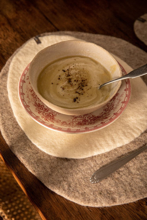 Plain Pebble Pastille Felt Placemat