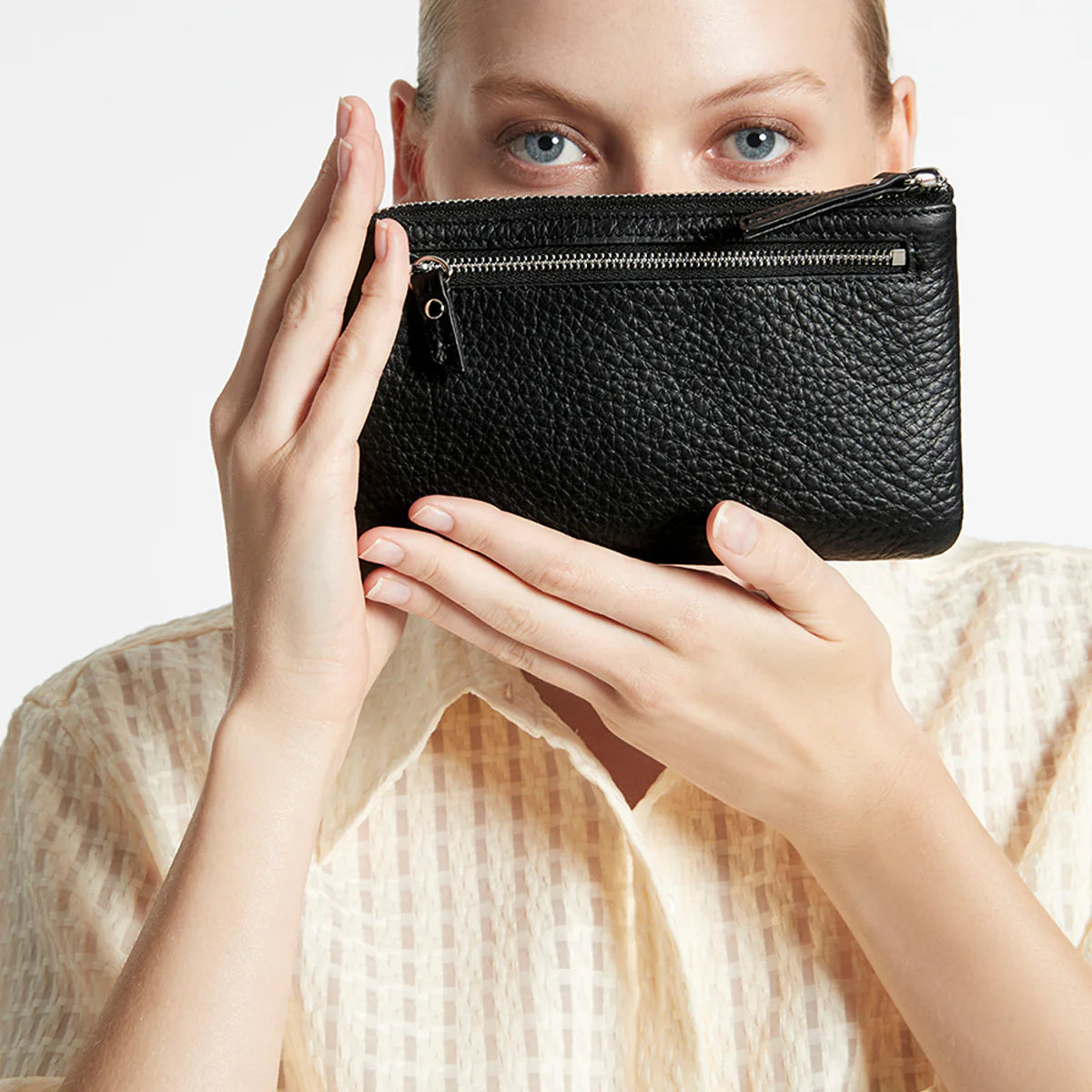 Smoke and Mirrors Wallet