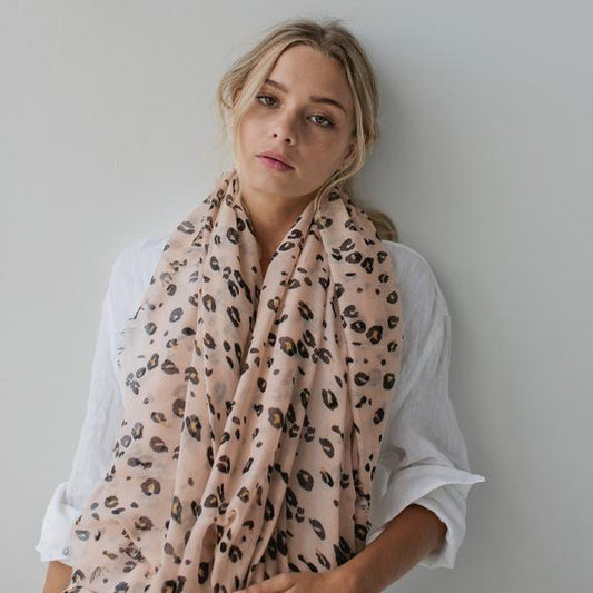 Sophie | Maxi Scarf Leopard - Blush - Found My Way Invercargill