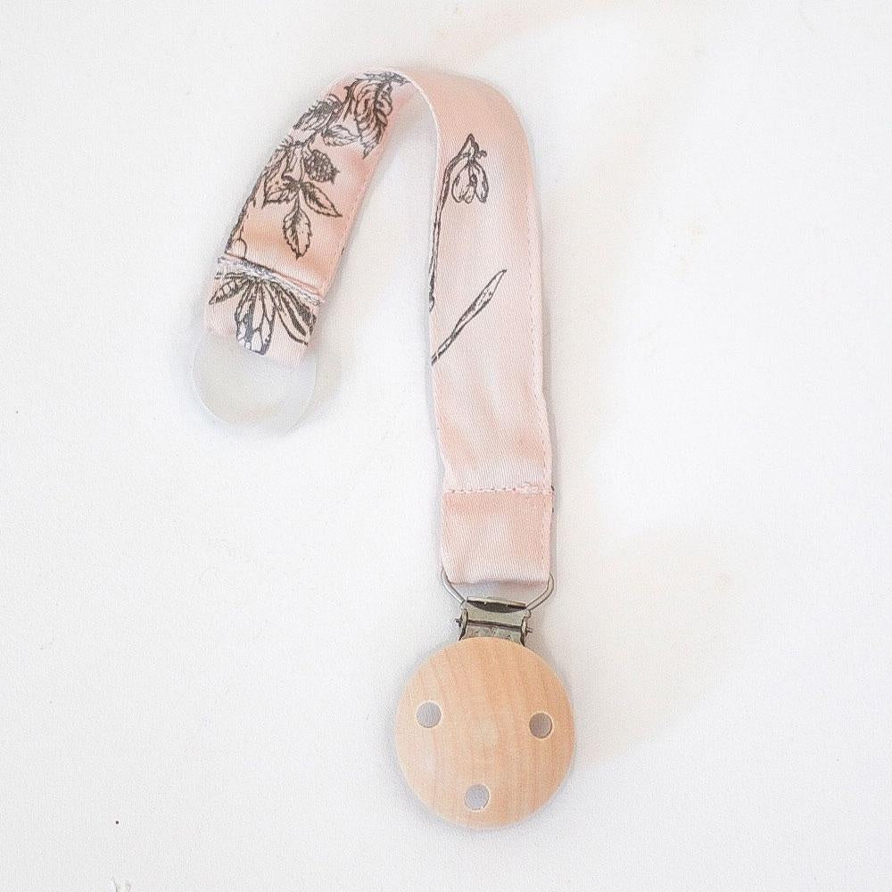 Burrow & Be | Essentials Pacifier clip - Found My Way Invercargill
